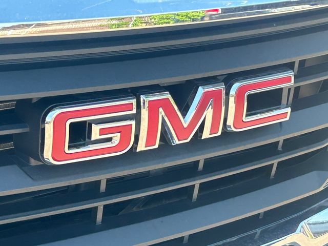 Used 2024 GMC Terrain SLE AWD/4WD image 11