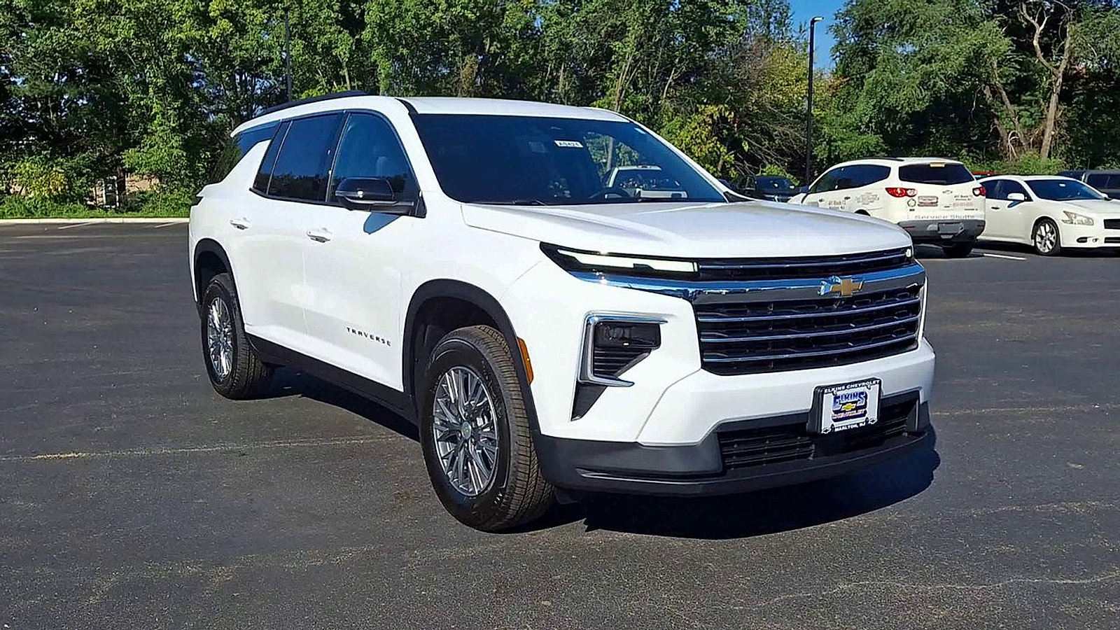 New 2027 Chevrolet Traverse LT w/ Driver Confidence Package AWD/4WD image 5