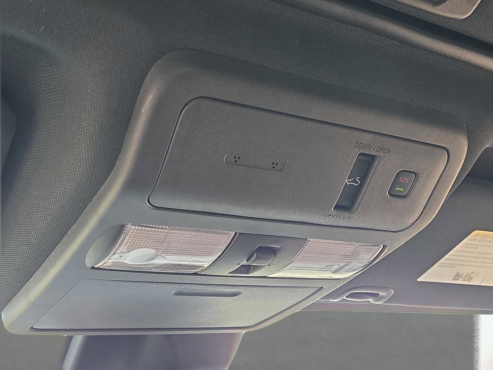 Used 2023 Nissan Frontier PRO-4X w/ Pro-4X Premium Package image 31