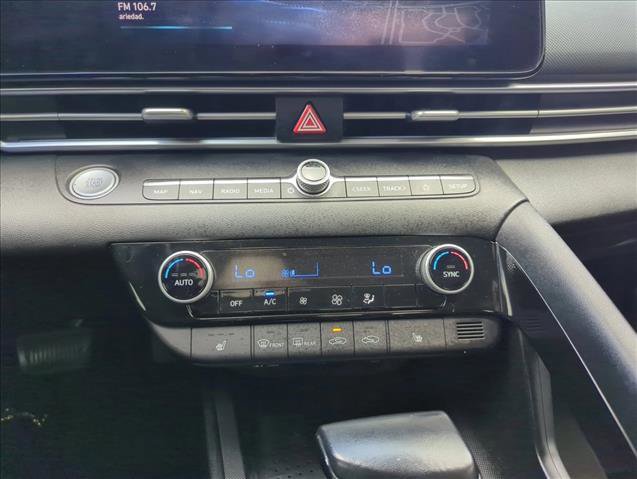 Used 2022 Hyundai Elantra Limited w/ Cargo Package FWD image 11