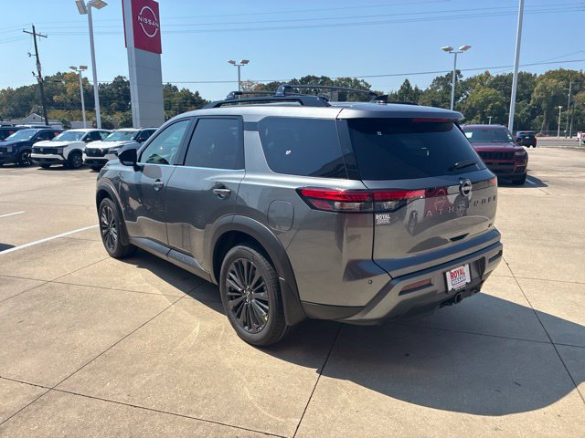 New 2026 Nissan Pathfinder SL w/ SL Premium Package FWD image 5