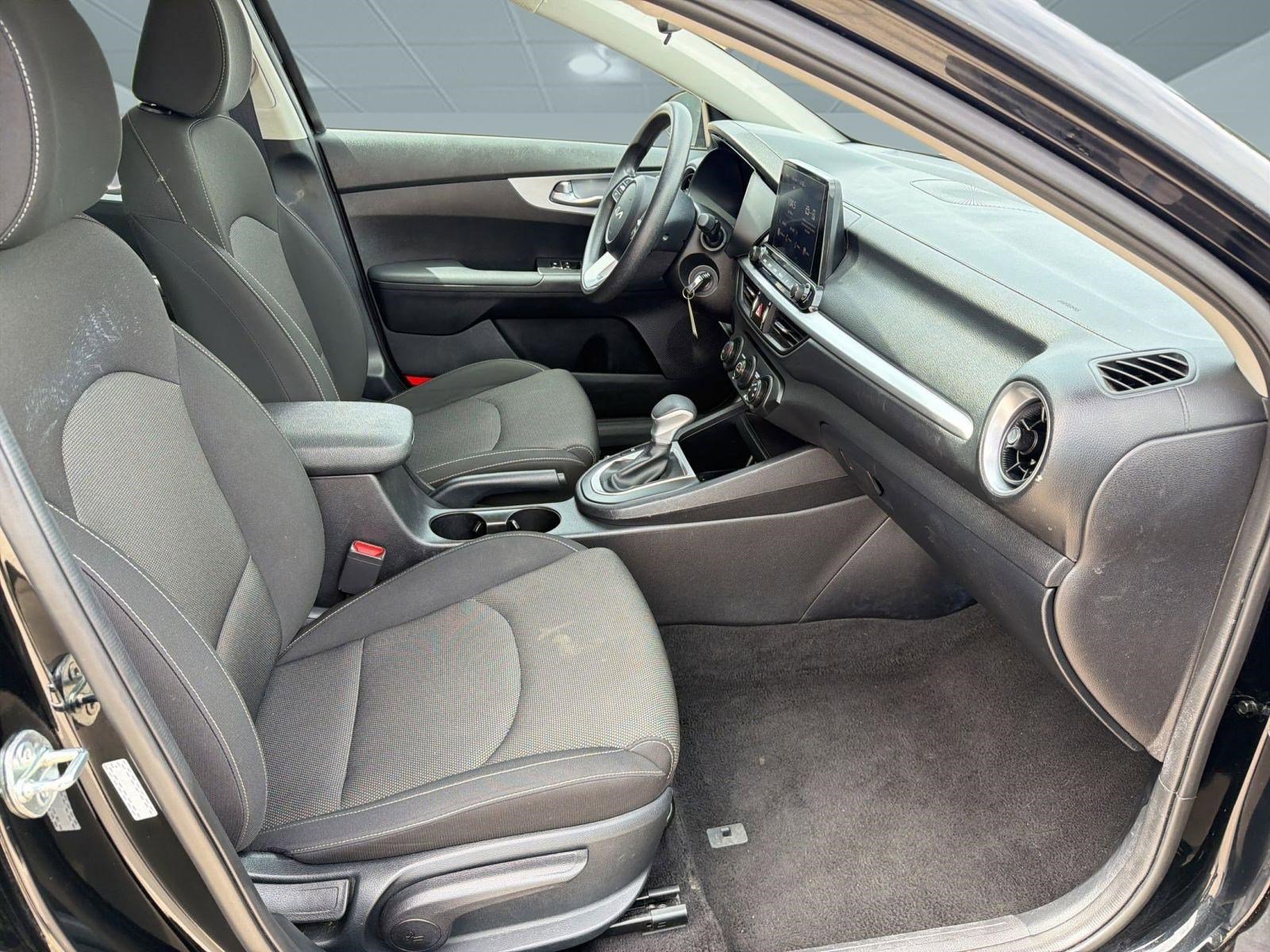Used 2024 Kia Forte LXS image 27