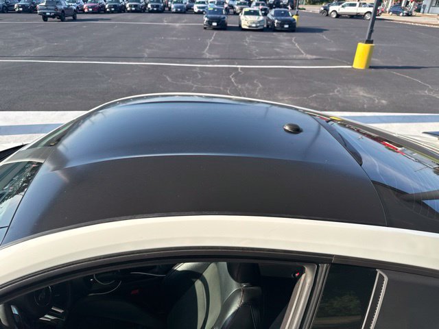 Used 2017 Ford Mustang GT Premium RWD image 12