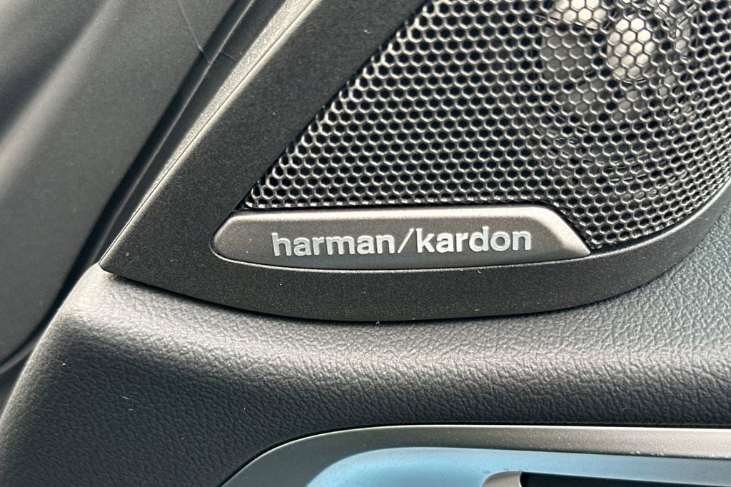 Used 2023 BMW i4 eDrive35 image 19