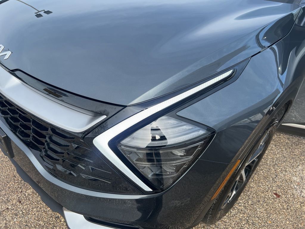 Certified 2025 Kia Sportage EX image 27