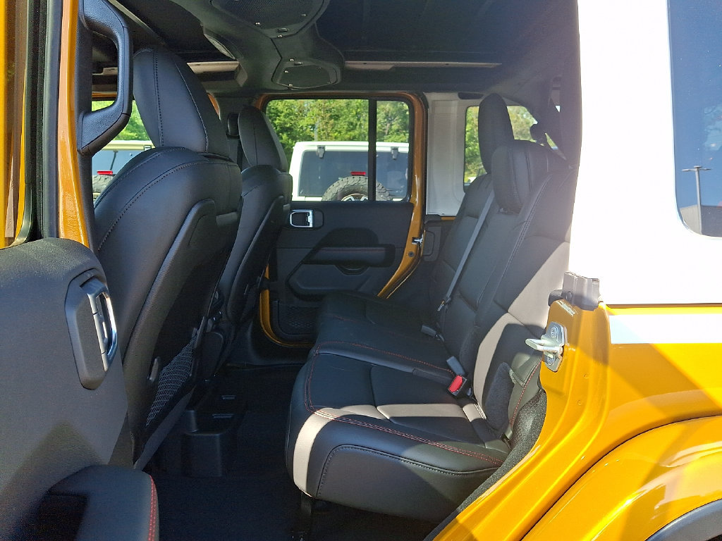 New 2026 Jeep Wrangler Unlimited Rubicon AWD/4WD image 7