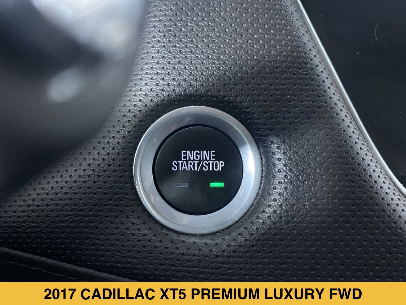 Certified 2017 Cadillac XT5 Premium Luxury FWD image 9