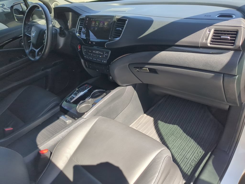 Used 2022 Honda Pilot Touring image 13