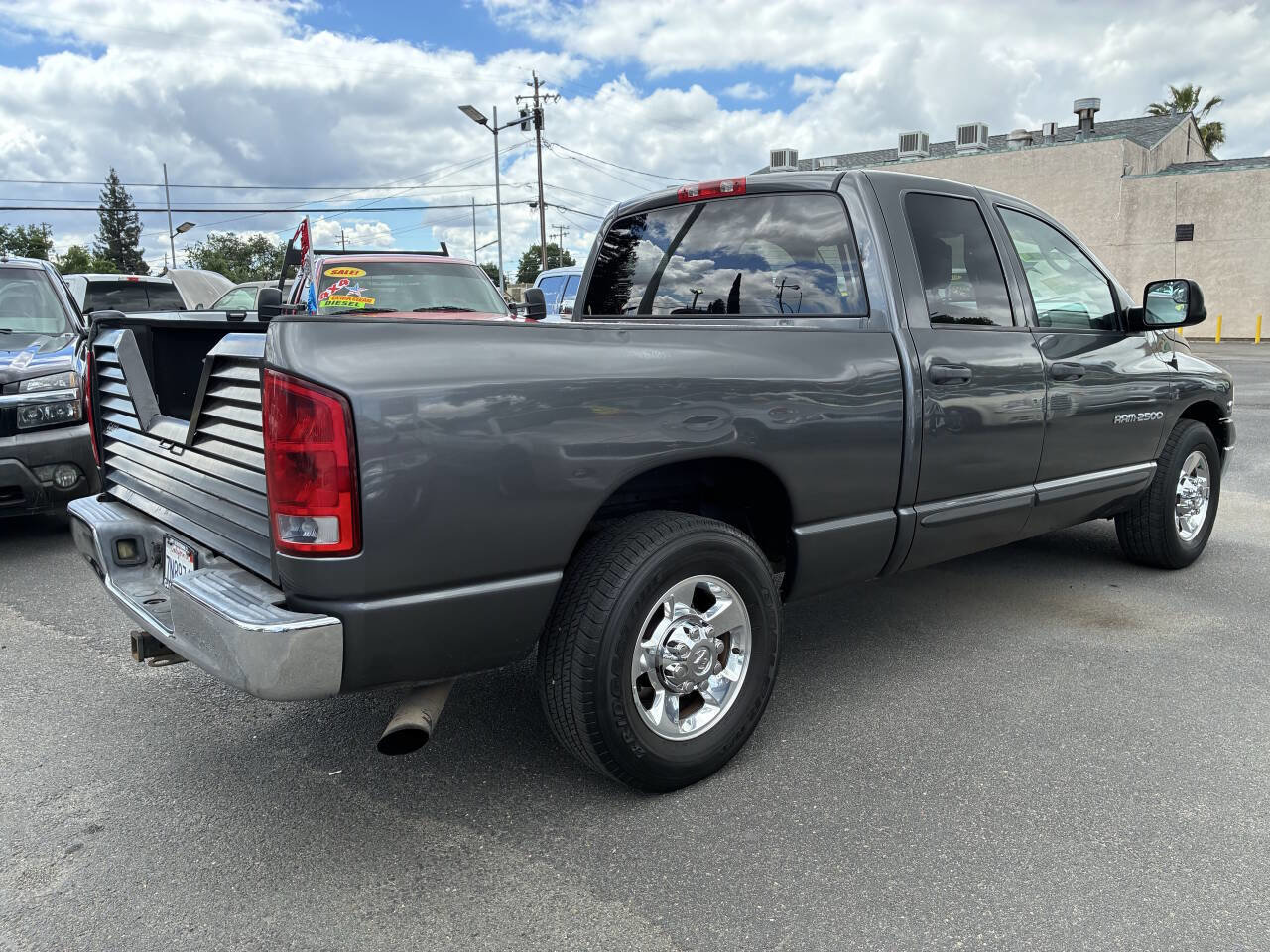 Used 2004 Dodge Ram 2500 Truck SLT w/ Trailer Tow Group RWD image 2