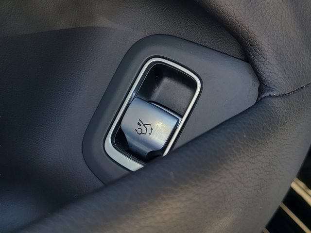 Used 2023 Mercedes-Benz S 580 4MATIC Sedan w/ AMG Line image 18