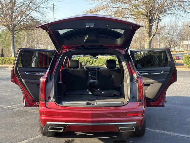 Used 2020 Cadillac XT6 Premium Luxury FWD image 11