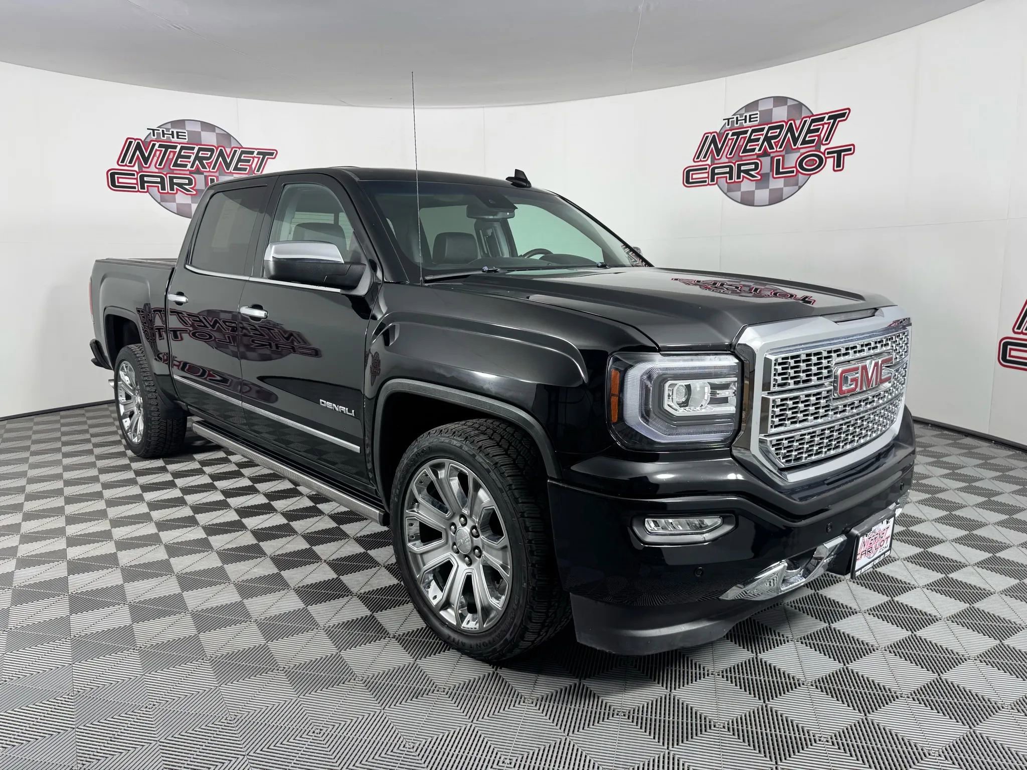 Used 2018 GMC Sierra 1500 Denali w/ Denali Ultimate Package image 9