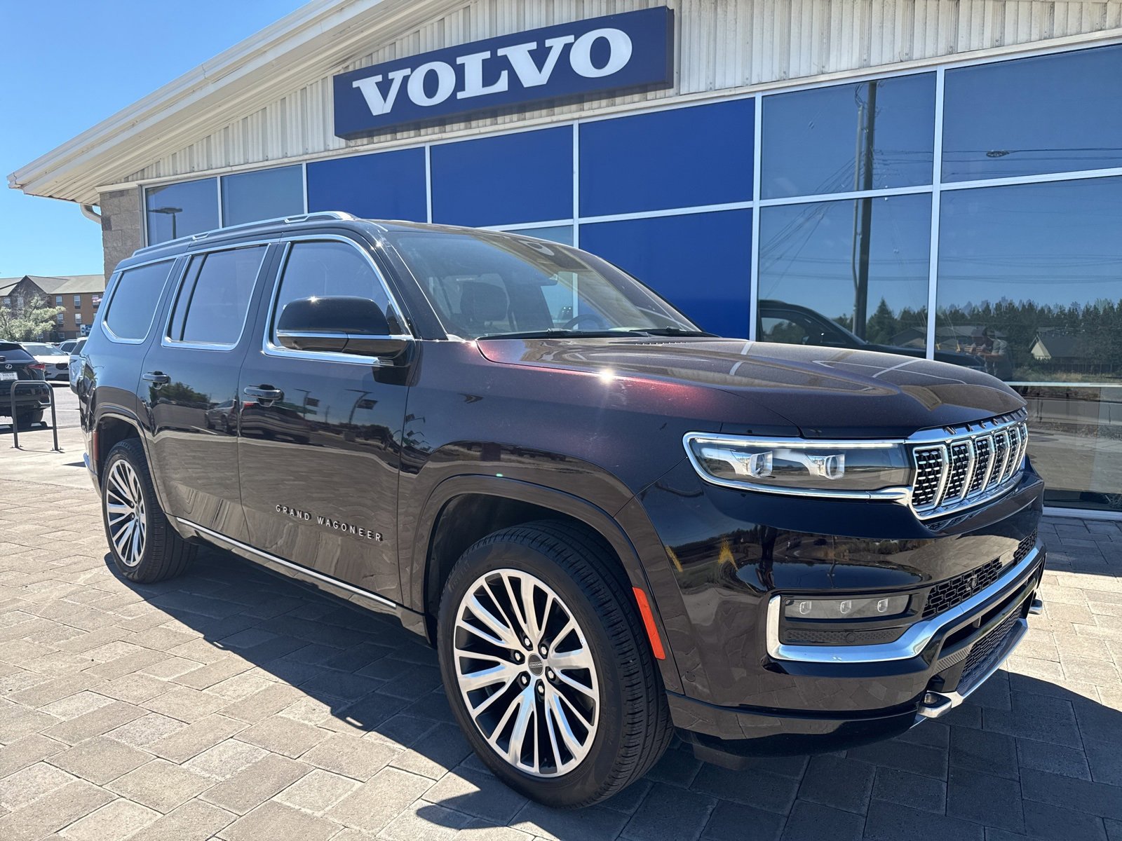 Used 2023 Jeep Grand Wagoneer Series III w/ Rear-Seat Entertainment Group