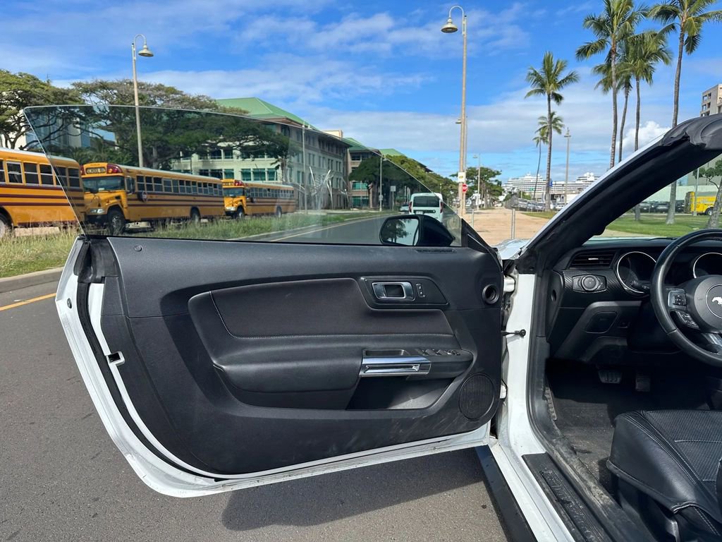 Used 2022 Ford Mustang Convertible w/ Black Accent Package image 23