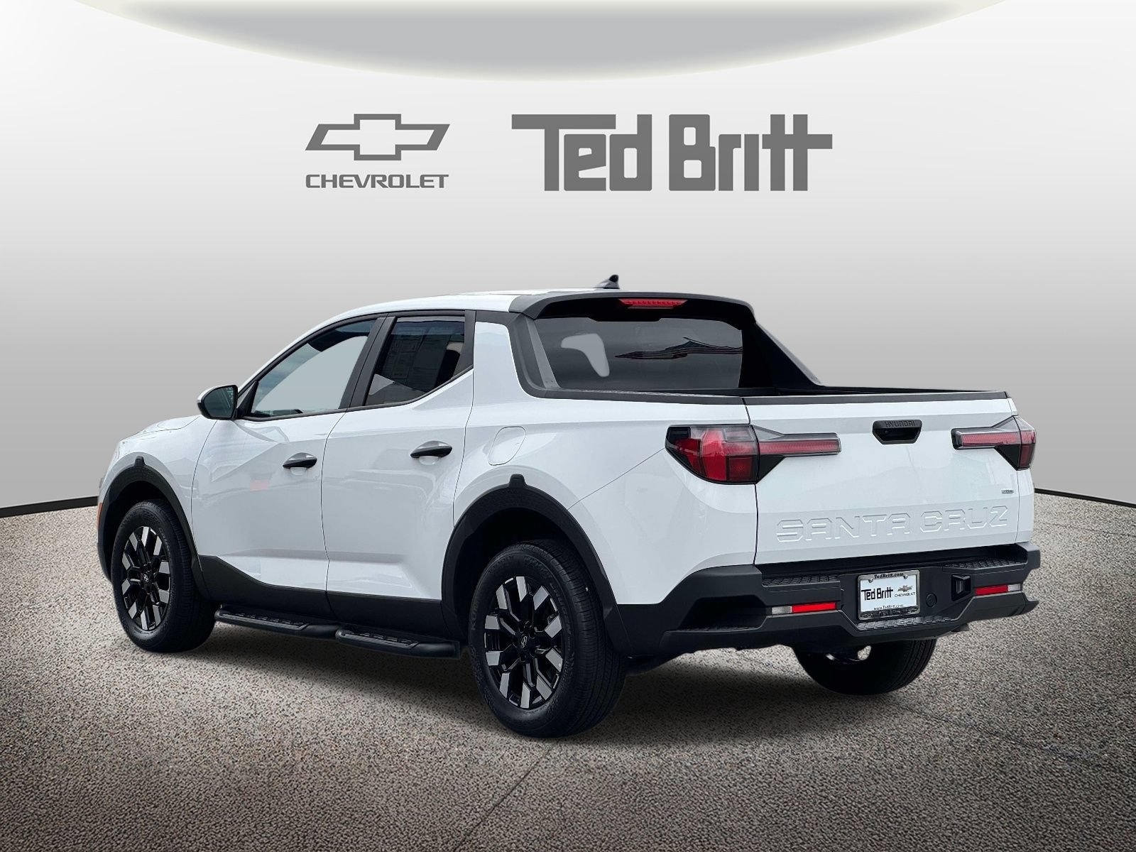 Used 2025 Hyundai Santa Cruz SE AWD/4WD image 7
