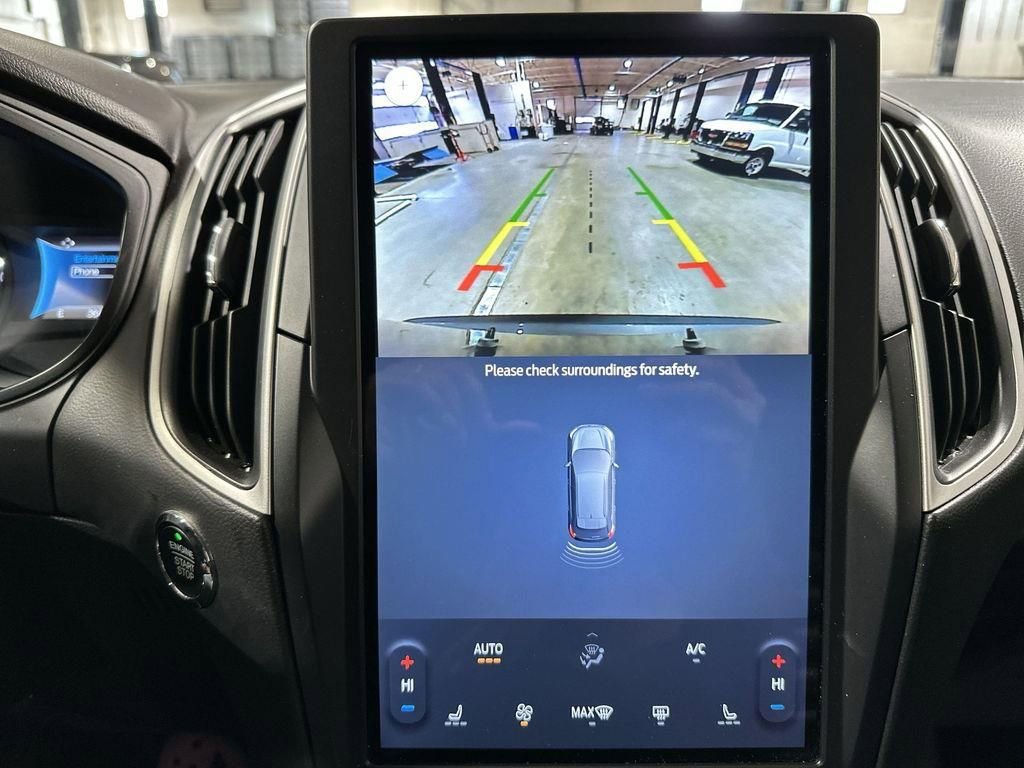 Used 2024 Ford Edge SEL AWD/4WD image 23