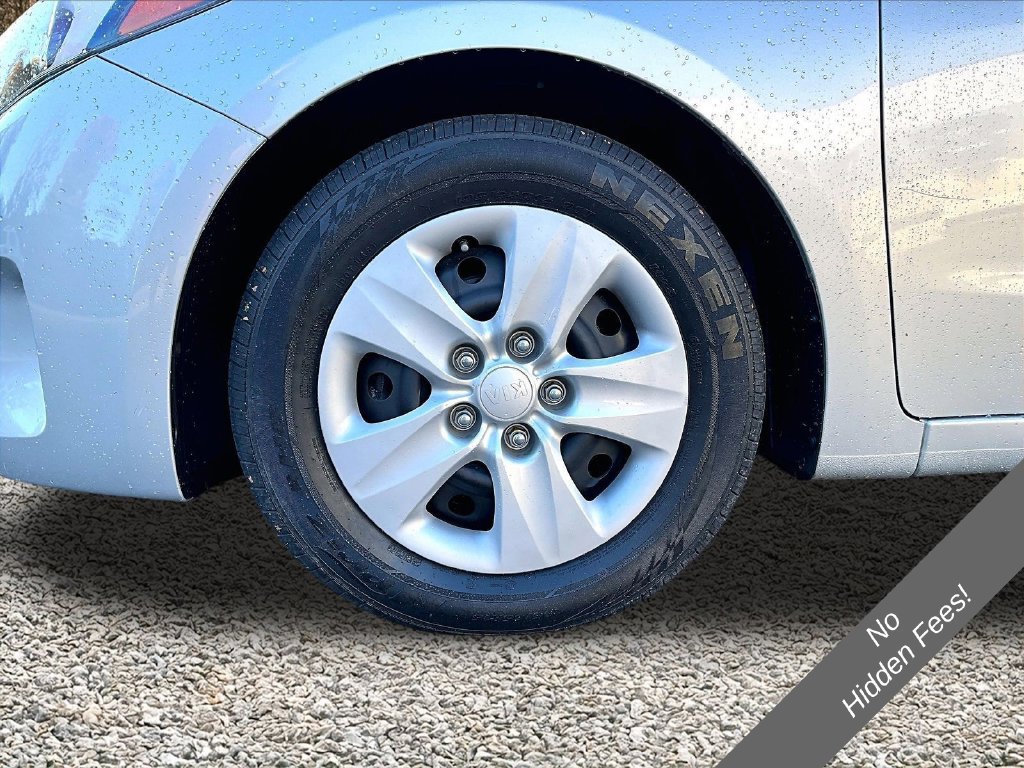 Used 2017 Kia Forte LX FWD image 8
