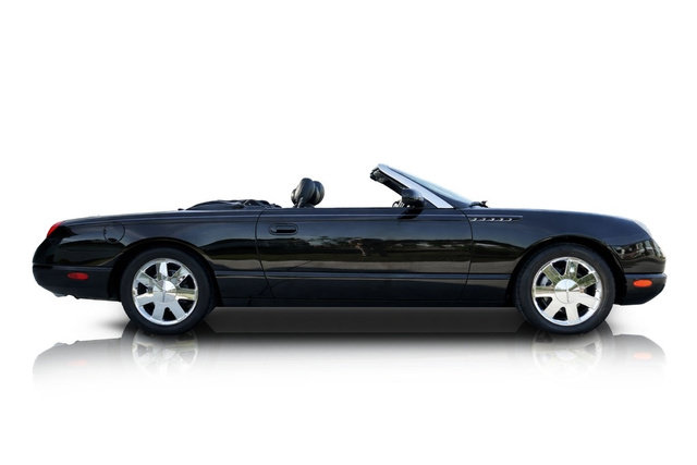 Used 2002 Ford Thunderbird RWD image 2