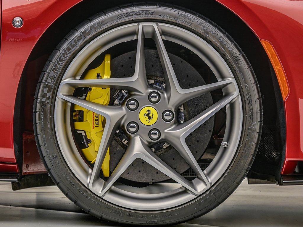 Certified 2022 Ferrari F8 Tributo image 32