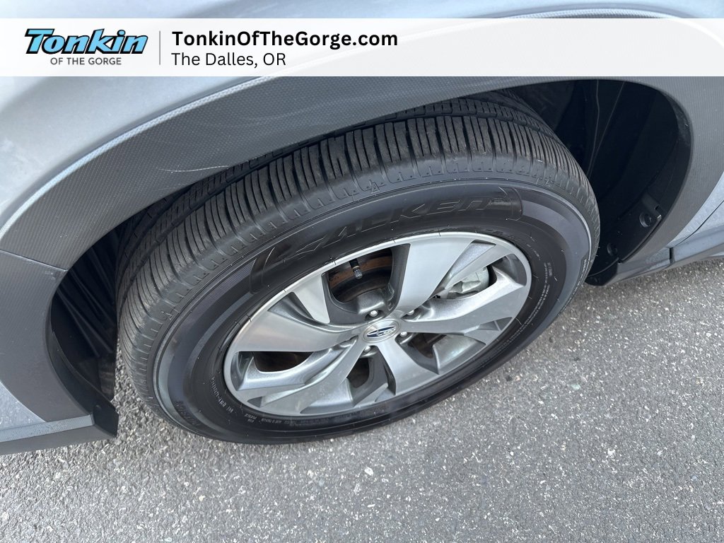 Used 2024 Subaru Ascent Premium w/ Convenience Package image 10