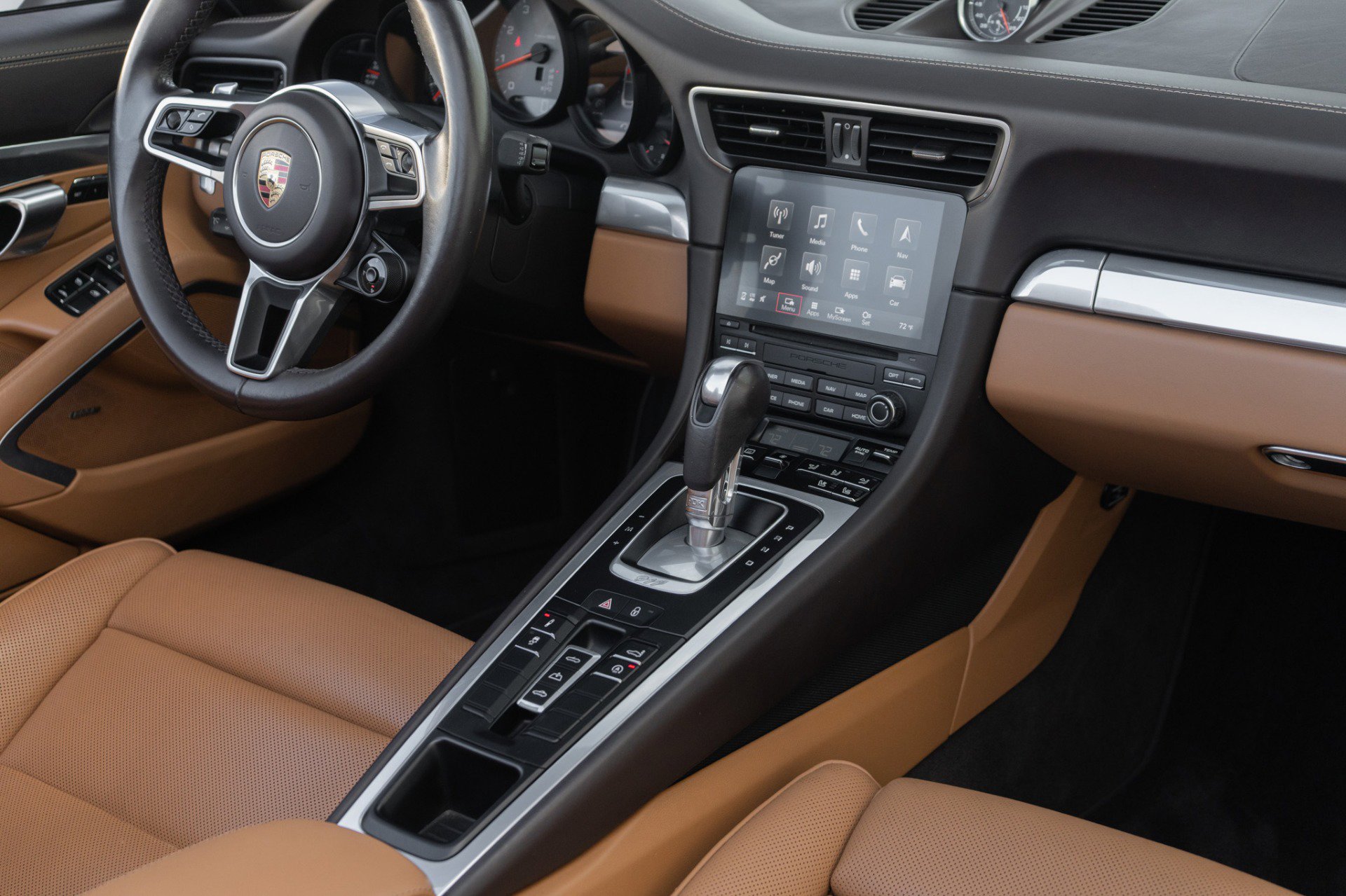 Used 2018 Porsche 911 Carrera 4S image 23