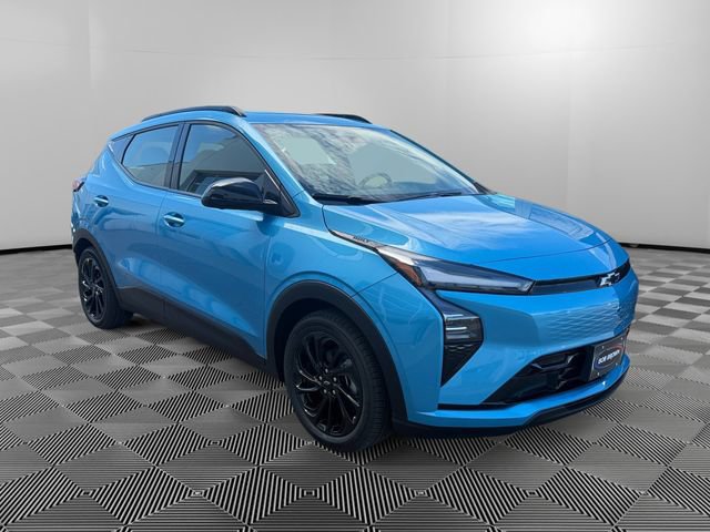 Used 2027 Chevrolet Bolt RS w/ Technology Package FWD image 7