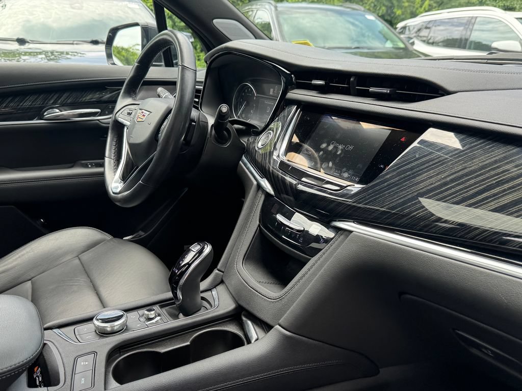 Used 2023 Cadillac XT6 Premium Luxury AWD/4WD image 30
