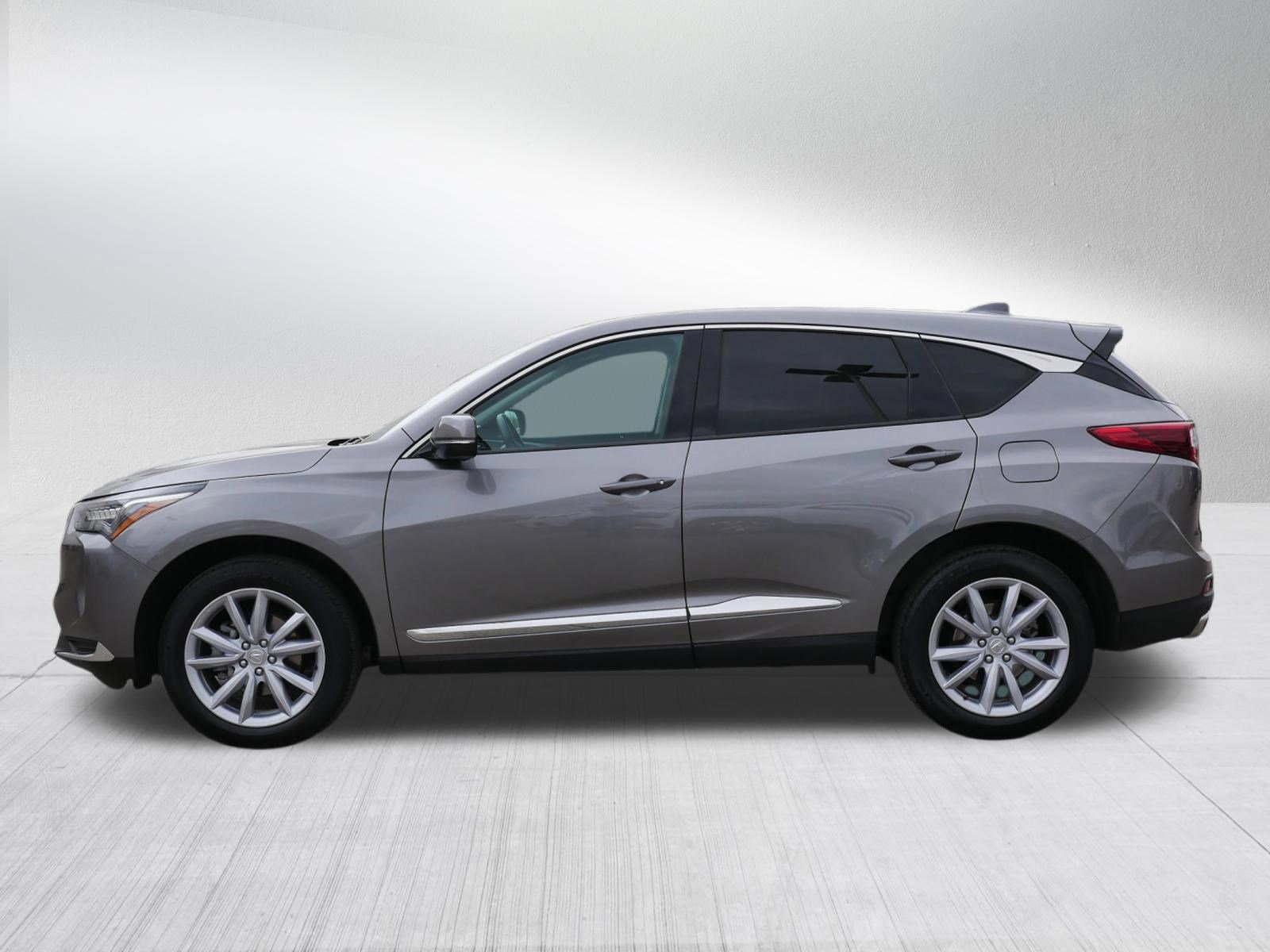 Used 2023 Acura RDX SH-AWD image 4