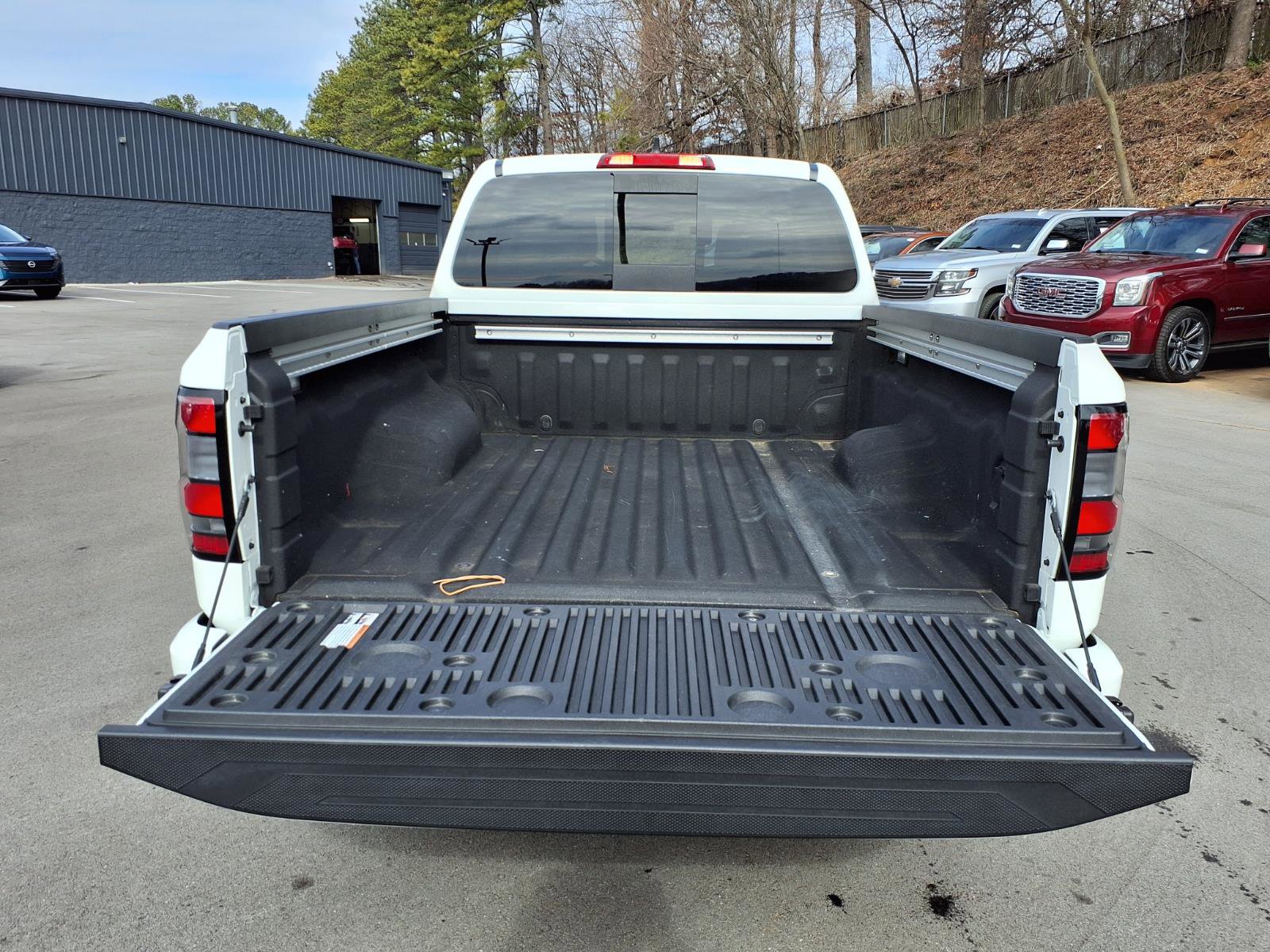 Certified 2024 Nissan Frontier SV w/ Technology Package image 10