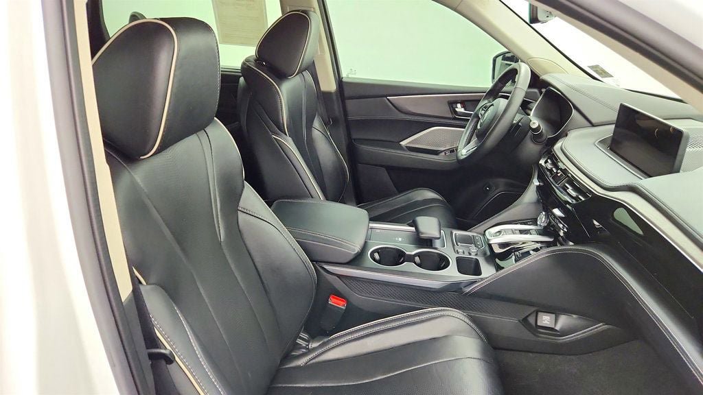 Used 2023 Acura MDX SH-AWD w/ Advance Package image 26