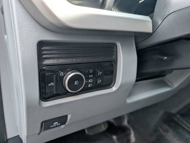 Used 2023 Ford F350 XL w/ Snow Plow Prep Package AWD/4WD image 18