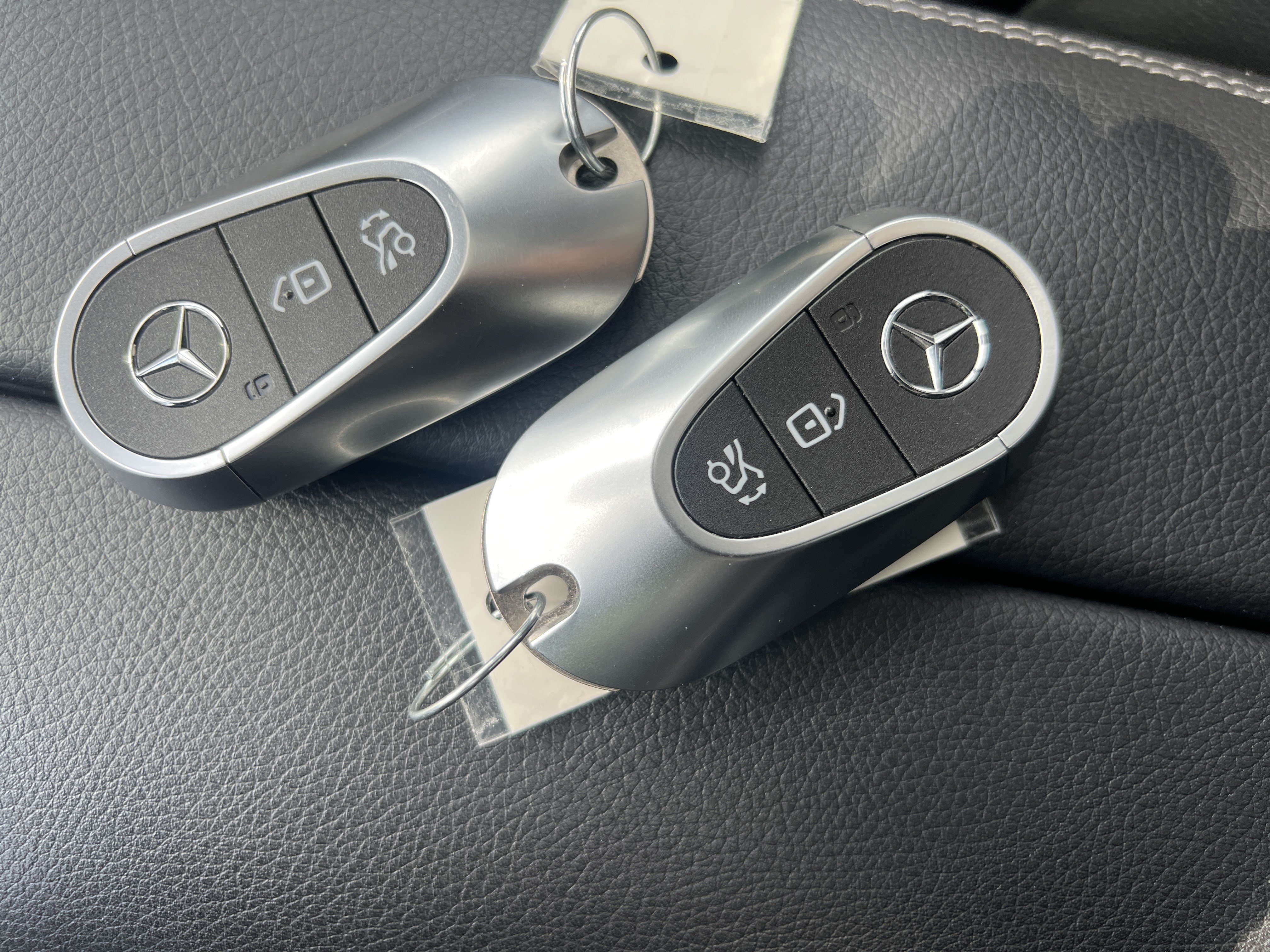 Certified 2025 Mercedes-Benz GLC 300 4MATIC image 57
