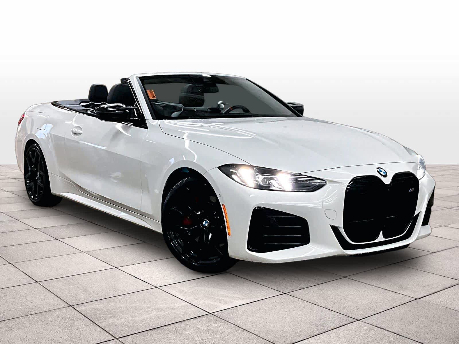 Certified 2025 BMW M440i Convertible w/ Premium Package image 2