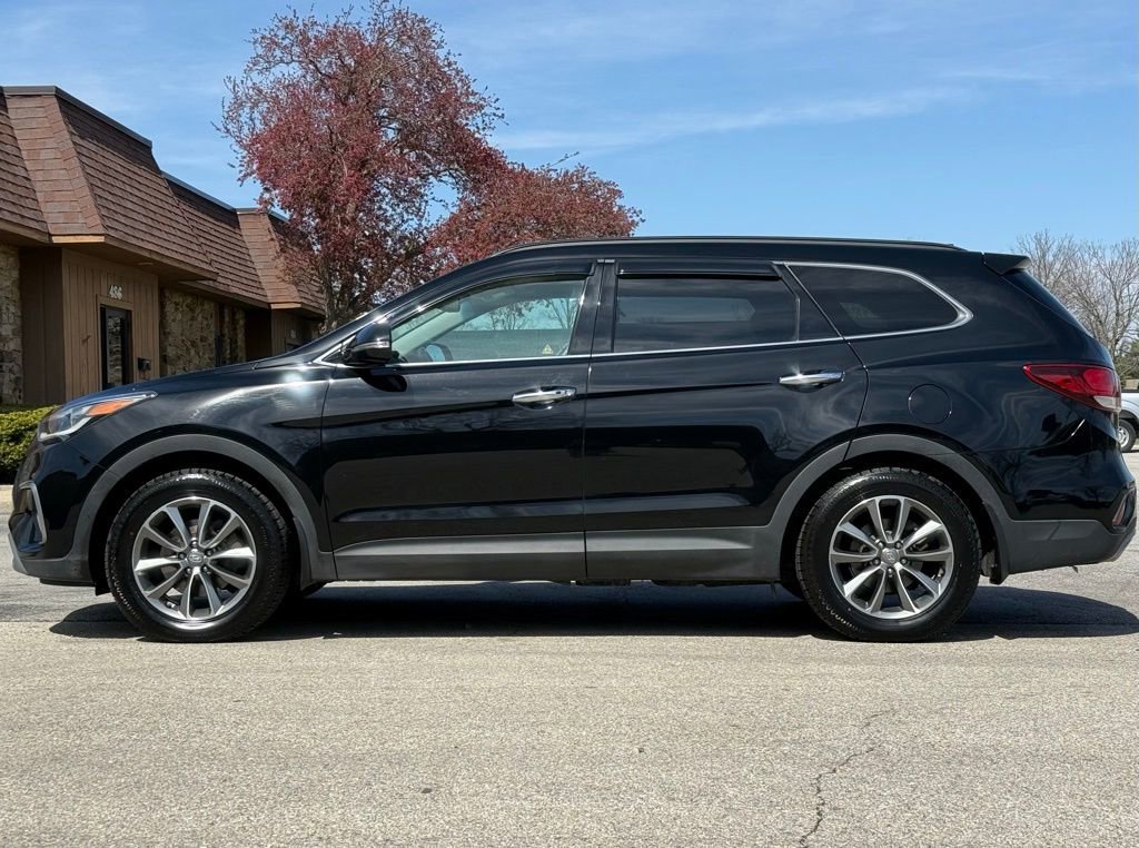 Used 2017 Hyundai Santa Fe SE w/ SE Premium Package 02 AWD/4WD image 2