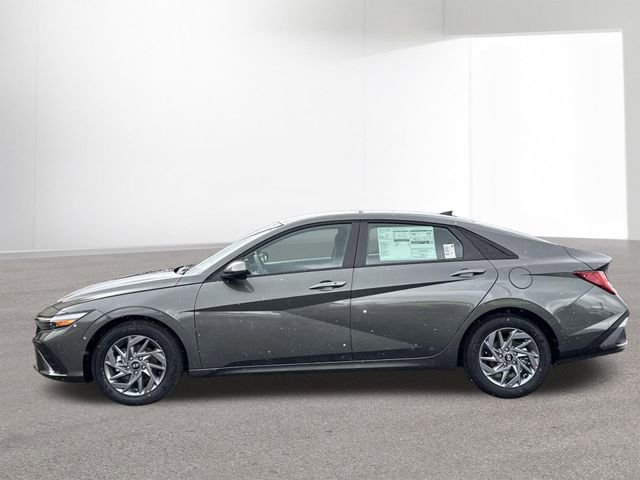 New 2026 Hyundai Elantra Blue w/ Cargo Package image 14