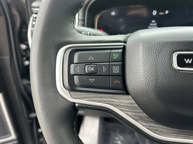 Certified 2024 Jeep Wagoneer L Series III w/ Flexible Seating Group AWD/4WD image 23
