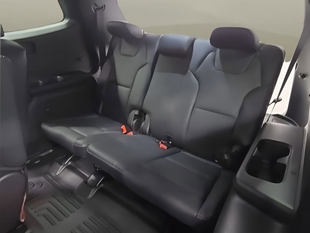 Used 2024 Kia Telluride EX X-Line AWD/4WD image 16