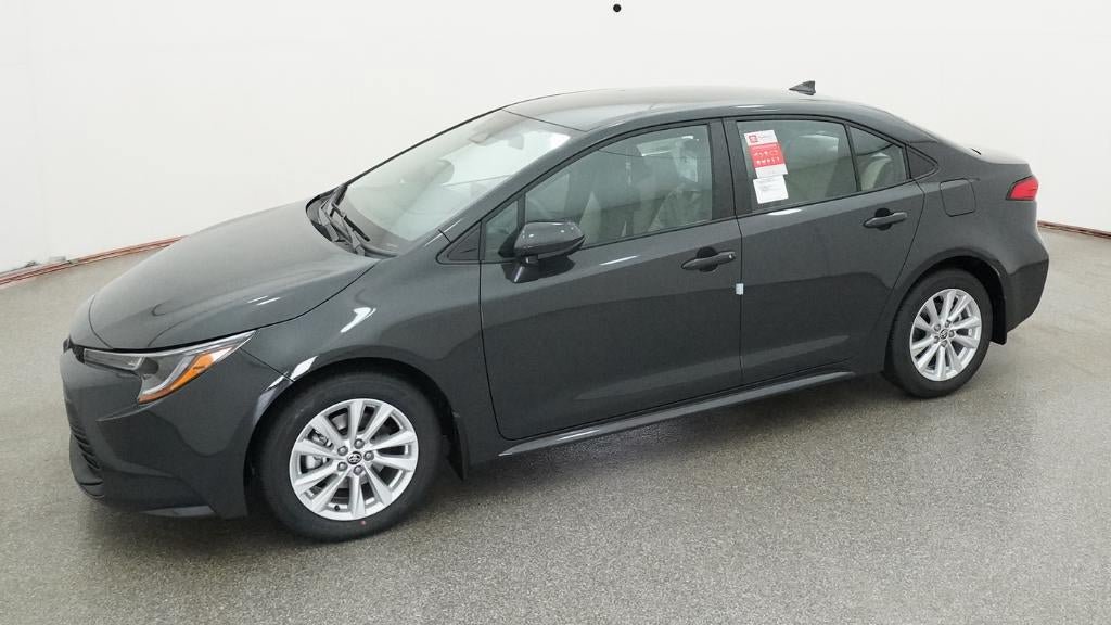 New 2026 Toyota Corolla LE FWD image 2