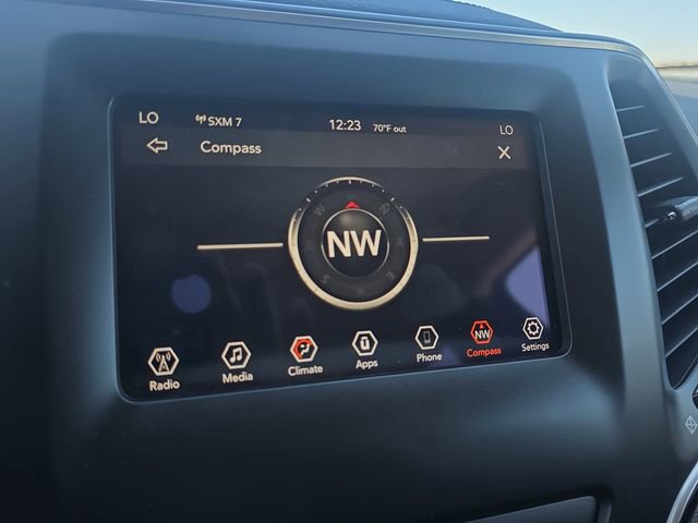 Used 2020 Jeep Cherokee Latitude Plus image 22