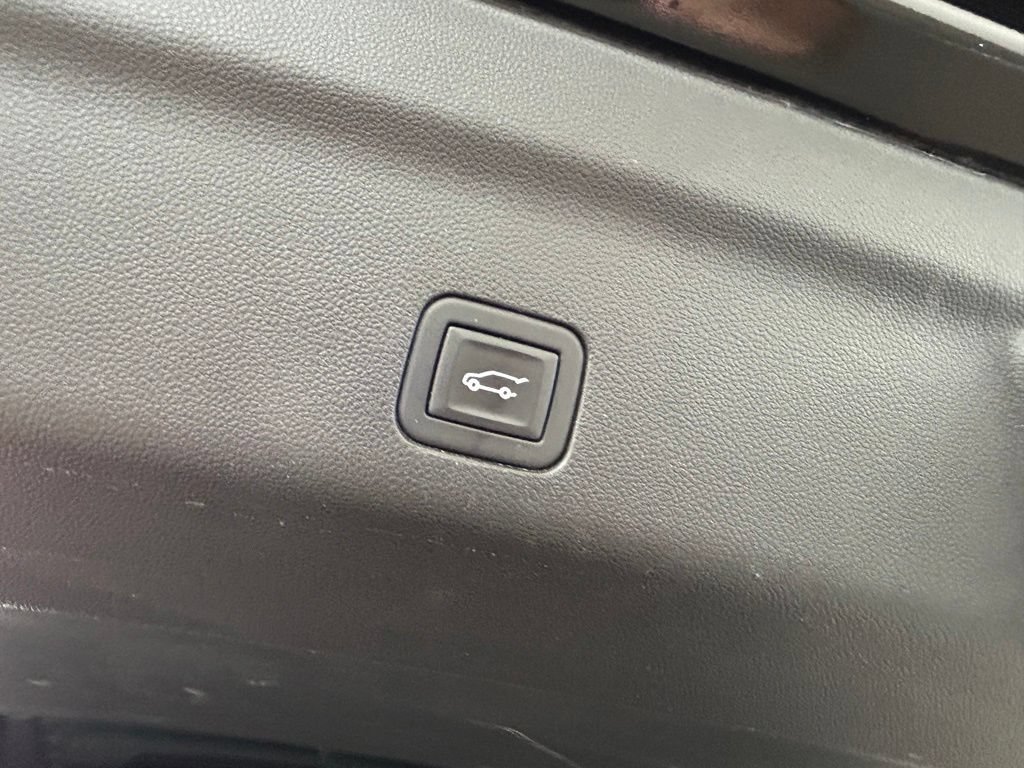 Used 2023 Chevrolet Tahoe RST RWD image 55