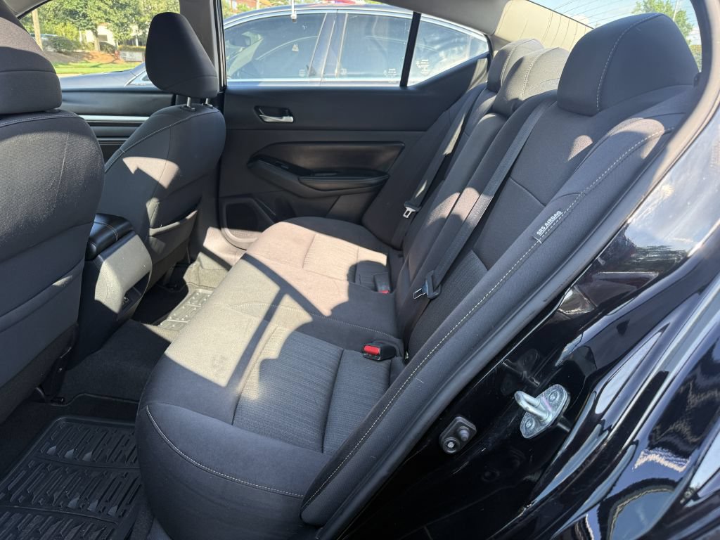 Used 2021 Nissan Altima 2.5 SV FWD image 11