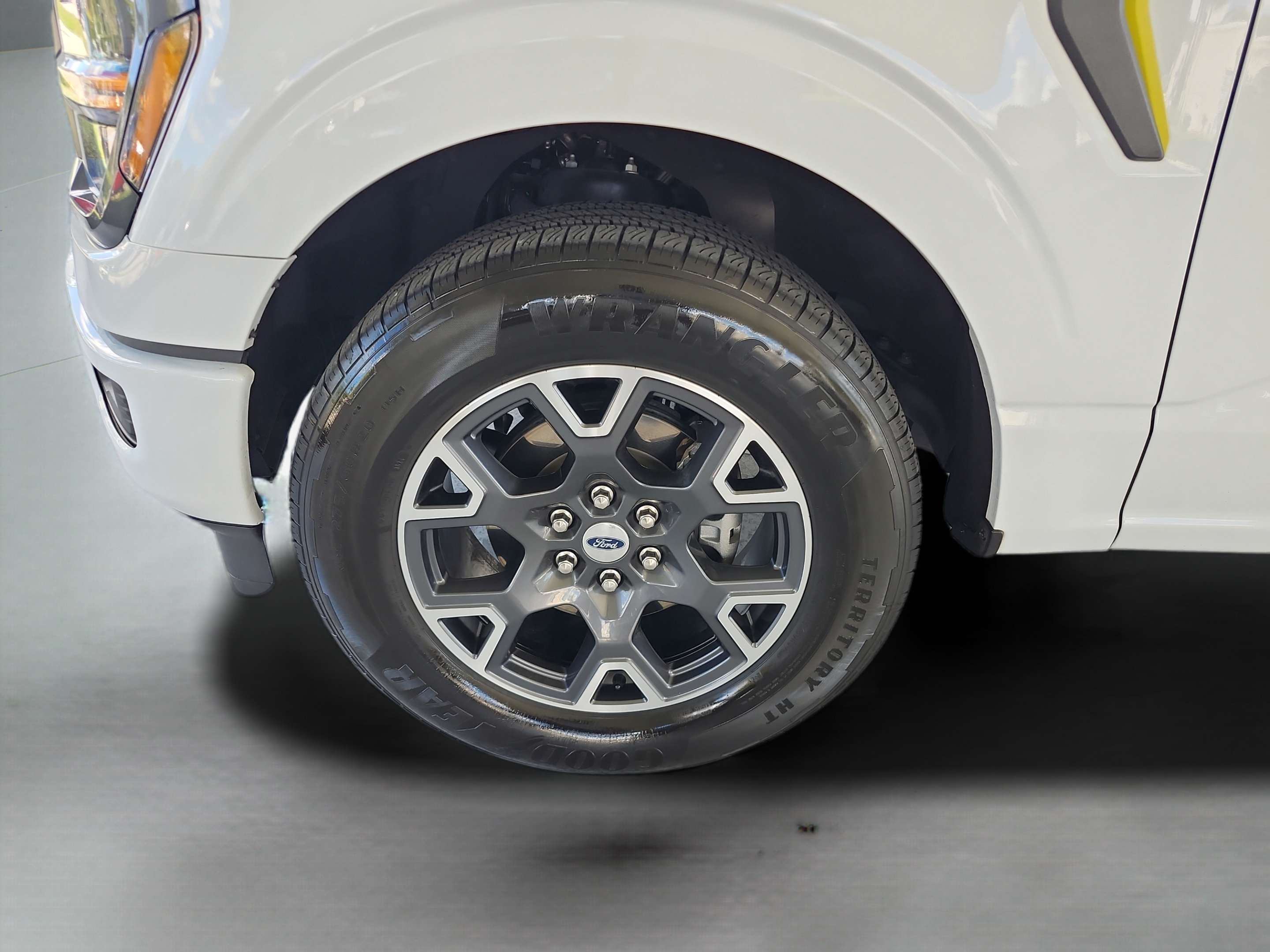 Used 2024 Ford F150 STX w/ Mobile Office Package RWD image 31