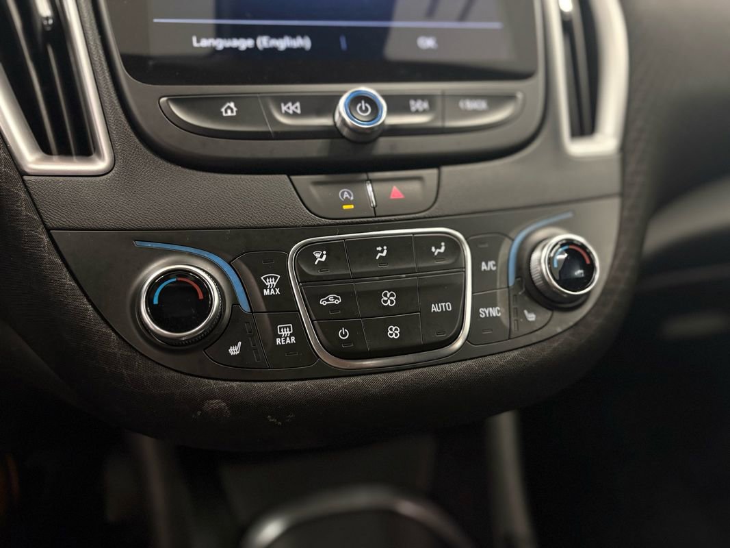 Used 2025 Chevrolet Malibu LT image 27