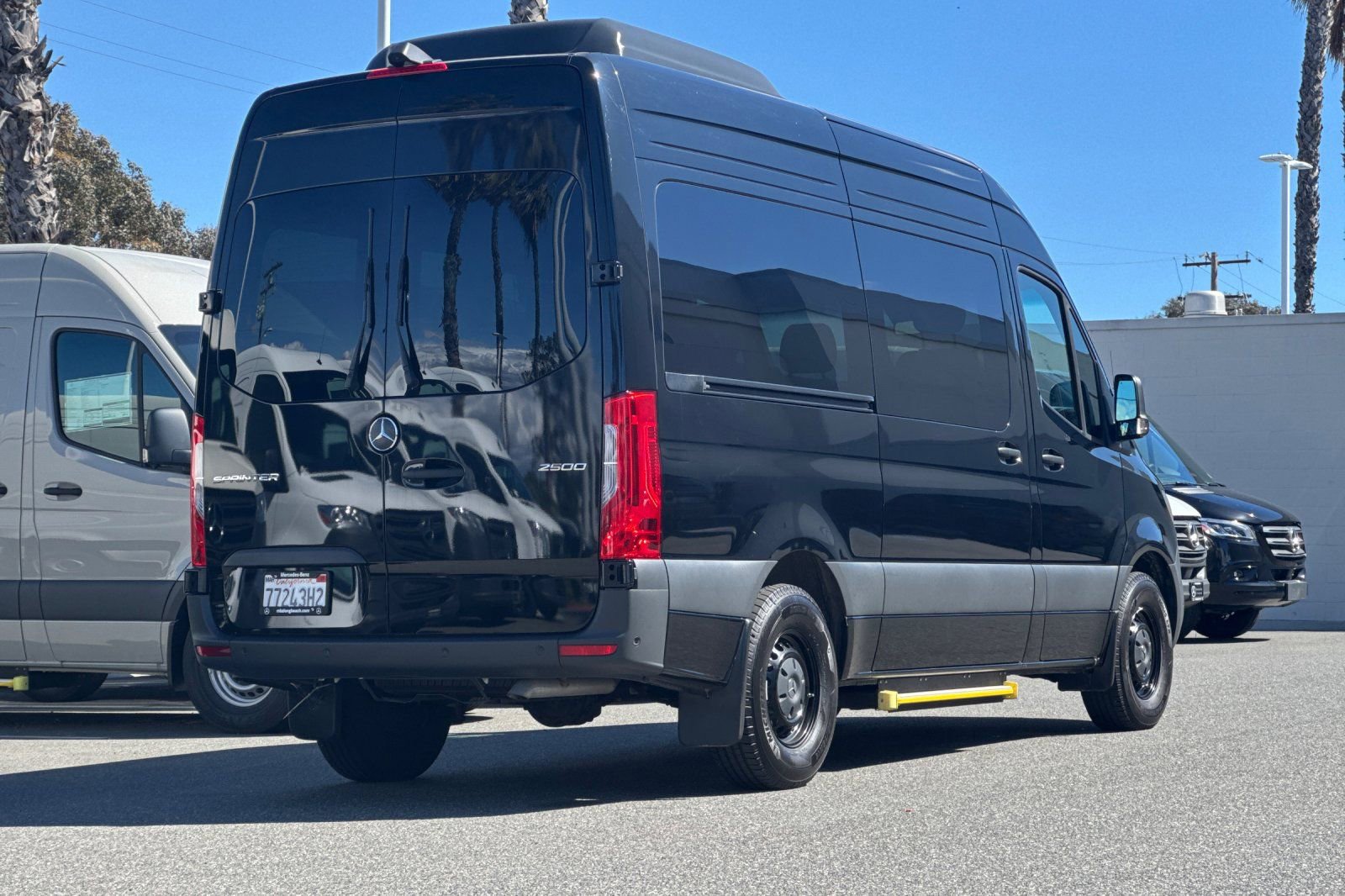 Used 2024 Mercedes-Benz Sprinter 2500 image 4