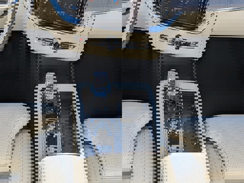 New 2026 Volvo XC90 B6 Ultra w/ Protection Package Premier image 20