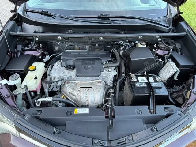 Used 2016 Toyota RAV4 XLE AWD/4WD image 30