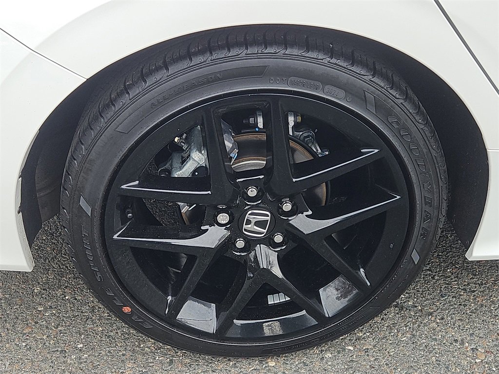 Certified 2025 Honda Civic Sport image 4