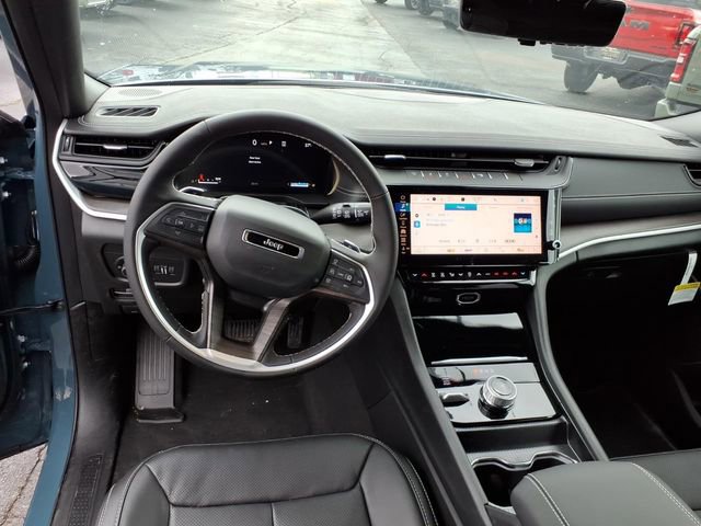 New 2026 Jeep Grand Cherokee L Limited image 8