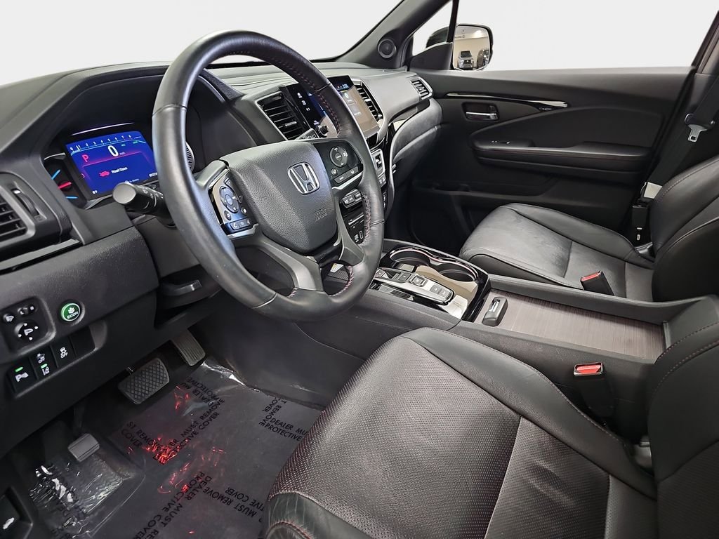 Used 2020 Honda Pilot Black Edition image 19