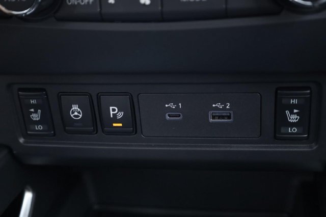 New 2026 Nissan Frontier SV w/ All-Weather Content Package AWD/4WD image 16